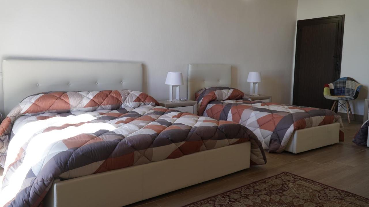 Bed and Breakfast Le Vie Di Girgenti Agrigento Exterior foto