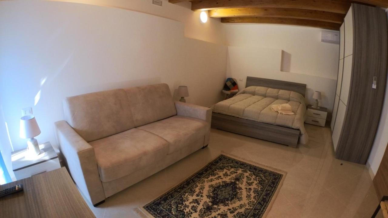 Bed and Breakfast Le Vie Di Girgenti Agrigento Exterior foto