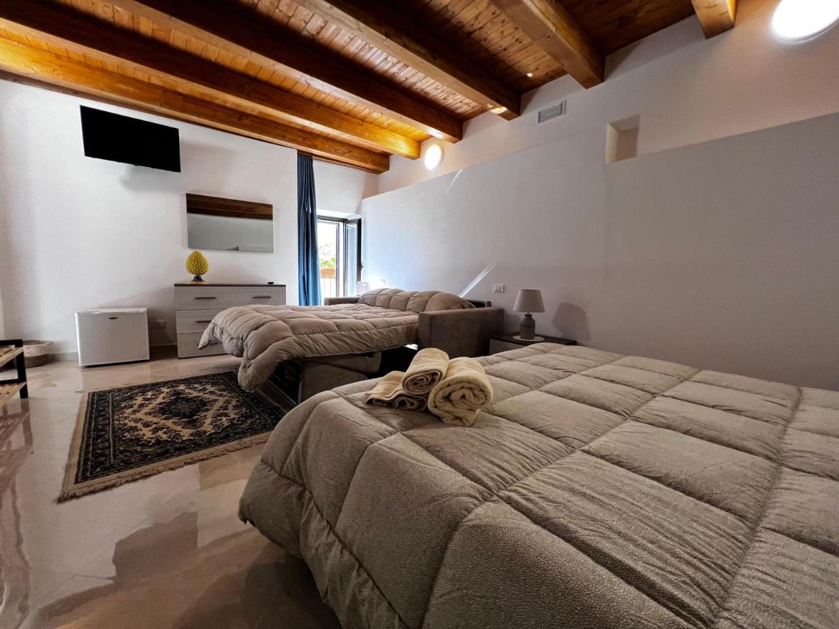 Bed and Breakfast Le Vie Di Girgenti Agrigento Exterior foto