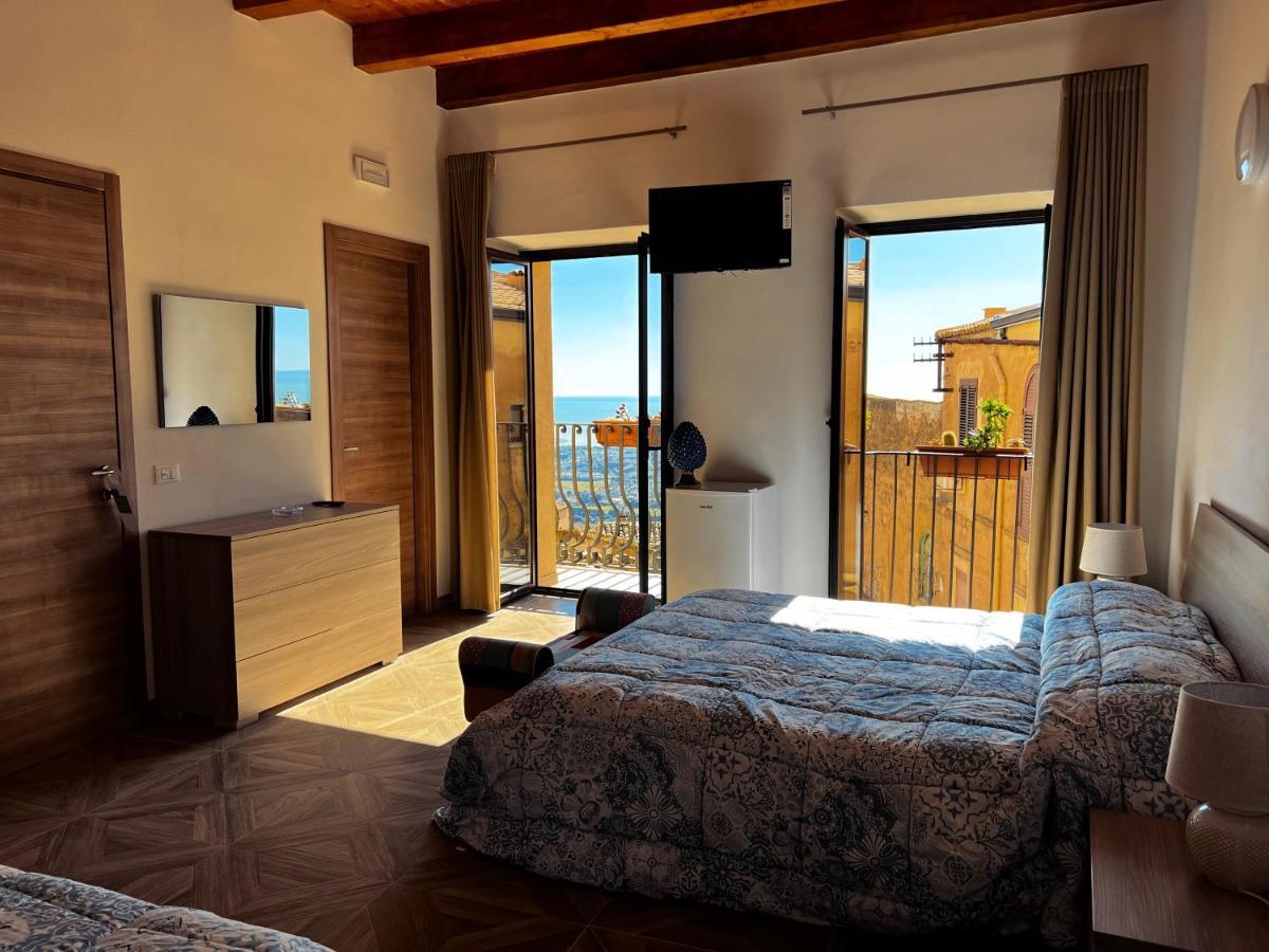 Bed and Breakfast Le Vie Di Girgenti Agrigento Exterior foto