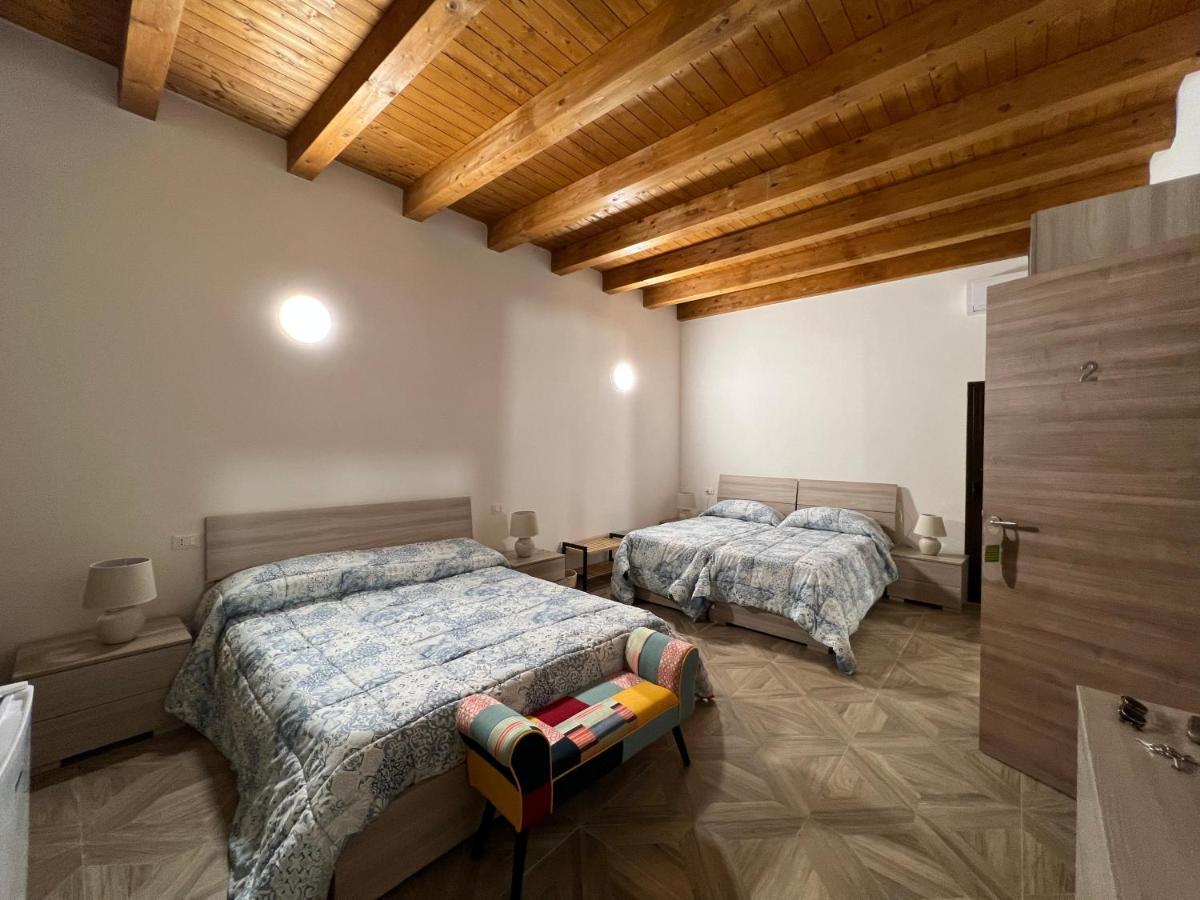 Bed and Breakfast Le Vie Di Girgenti Agrigento Exterior foto